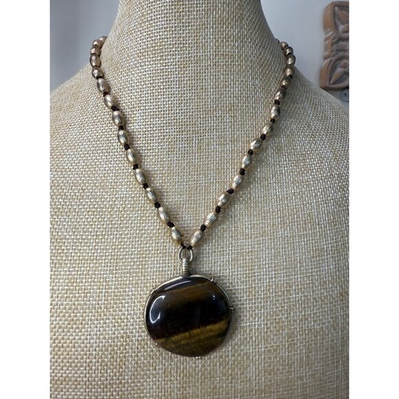 Sigrid Olsen Tiger Eye Pendant Necklace With Gold-Tone Beads & Toggle Clasp - Picture 6 of 7